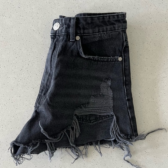 Zara Shorts - Picture 7 of 8